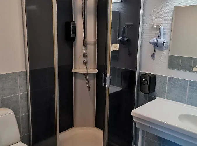 Otel Hotelli-ravintola Tukkijatka 3*